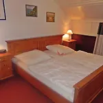 Апартаменты Ostseepark Waterfront Captains Haus 17 *